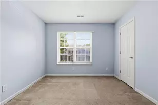 42 Ledgerstone Ln, Greensboro, NC 27407 - Photo 23