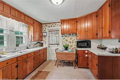 133 Mountain View Road, King, NC 27030 - Photo 17