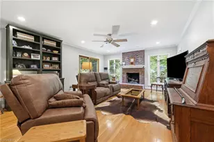 5500 Deering Pl, Greensboro, NC 27406 - Photo 7