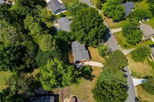1160 Castlegate Dr, Winston-Salem, NC 27103 - Photo 33