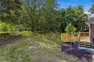 1160 Castlegate Dr, Winston-Salem, NC 27103 - Photo 31
