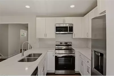 1160 Castlegate Drive, Winston-Salem, NC 27103 - Photo 15