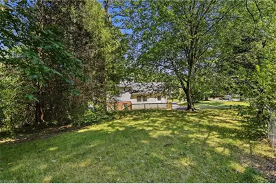 1160 Castlegate Drive, Winston-Salem, NC 27103 - Photo 29
