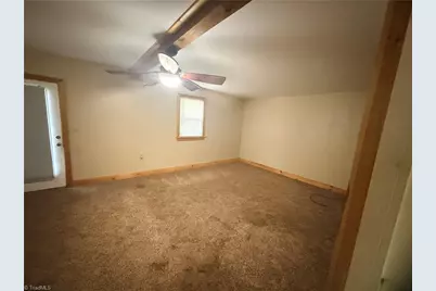 386 Otis Brown Drive, North Wilkesboro, NC 28659 - Photo 9
