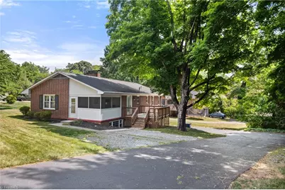 1734 Lancelot Lane, Winston-Salem, NC 27103 - Photo 25