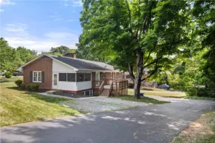 1734 Lancelot Ln, Winston-Salem, NC 27103 - Photo 25