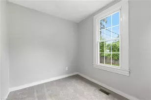725 Osborne St, Eden, NC 27288 - Photo 25