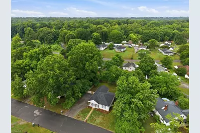 725 Osborne Street, Eden, NC 27288 - Photo 33