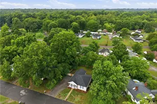 725 Osborne St, Eden, NC 27288 - Photo 33