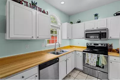 701 Diana Drive, Thomasville, NC 27360 - Photo 11