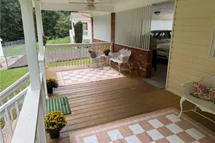 128 Hickory Hollow Rd, North Wilkesboro, NC 28659 - Photo 9