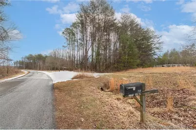 318 Wayne Marshall Road, Elkin, NC 28621 - Photo 9