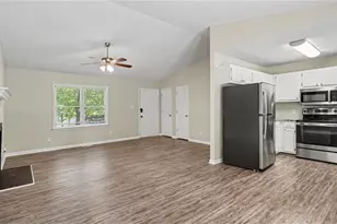 4215 Studio Ln, Greensboro, NC 27407 - Photo 3