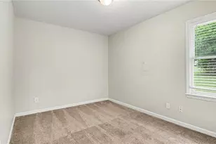 4215 Studio Ln, Greensboro, NC 27407 - Photo 11