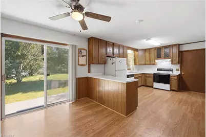 575 Brown Berry Road, North Wilkesboro, NC 28659 - Photo 17
