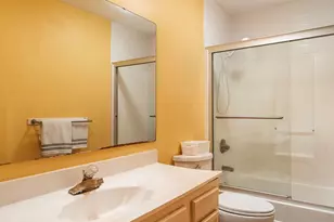 4005 Waldenbrook Ct, Greensboro, NC 27407 - Photo 13