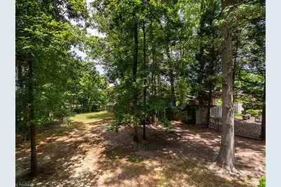 4005 Waldenbrook Court, Greensboro, NC 27407 - Photo 23