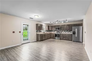 4555 Ramseur Dr, Winston-Salem, NC 27101 - Photo 25