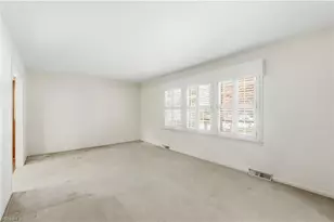 5700 Northlake Dr, Greensboro, NC 27410 - Photo 19