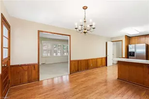 5700 Northlake Dr, Greensboro, NC 27410 - Photo 7