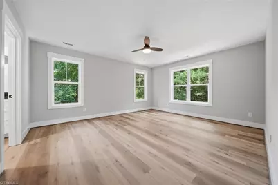 110 Walnut Avenue, Yadkinville, NC 27055 - Photo 21