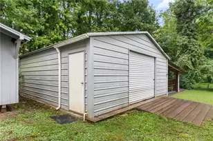 3993 Level Plains Rd, Sophia, NC 27350 - Photo 31