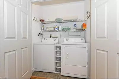 3122 Woodpoint Street, Jamestown, NC 27282 - Photo 15