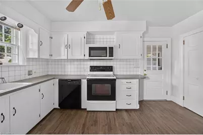 3252 Main Street, Winston-Salem, NC 27127 - Photo 5