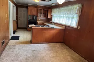 1206 Bridgepoint Rd, Greensboro, NC 27405 - Photo 7