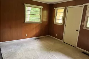 1206 Bridgepoint Rd, Greensboro, NC 27405 - Photo 11