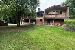 1206 Bridgepoint Rd, Greensboro, NC 27405 - Photo 3