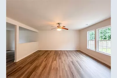 5503 Hardie Farm Drive, Greensboro, NC 27405 - Photo 7