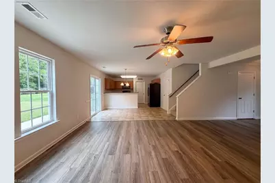 5503 Hardie Farm Drive, Greensboro, NC 27405 - Photo 3