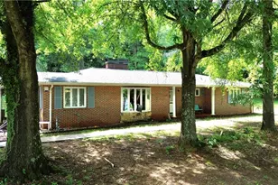 2297 Austin Traphill Rd, Elkin, NC 28621 - Photo 3