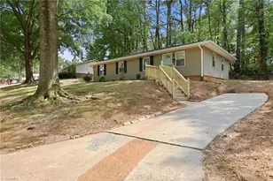 640 Amanda Pl, Winston-Salem, NC 27101 - Photo 5