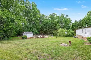 6160 Asheton Dr, Trinity, NC 27370 - Photo 9
