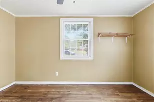 1802 Villa Dr, Greensboro, NC 27403 - Photo 25