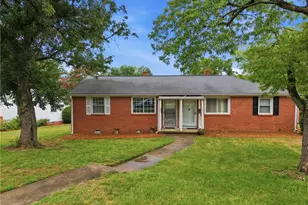 1802 Villa Dr, Greensboro, NC 27403 - Photo 1