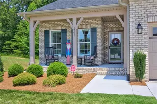 1201 Plantation Village Dr, Clemmons, NC 27012 - Photo 3