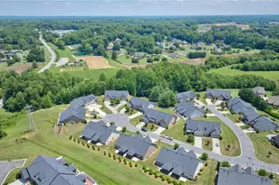 1201 Plantation Village Dr, Clemmons, NC 27012 - Photo 41