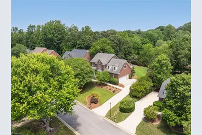 4613 Chesterfield Place, Jamestown, NC 27282 - Photo 43