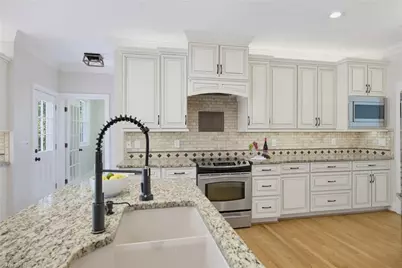 4613 Chesterfield Place, Jamestown, NC 27282 - Photo 15