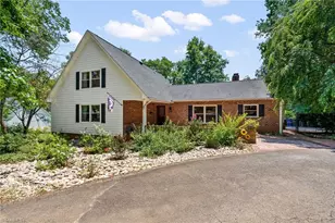 2786 Robinhood Rd, Winston-Salem, NC 27106 - Photo 1