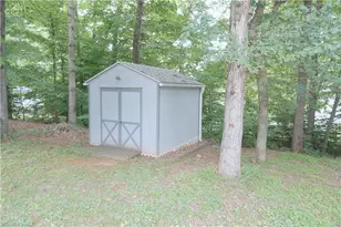 6125 Tennyson Dr, Kernersville, NC 27284 - Photo 19