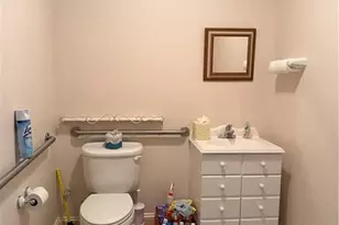 1008 Hutton Ln, High Point, NC 27262 - Photo 15
