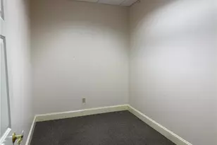 1008 Hutton Ln, High Point, NC 27262 - Photo 11
