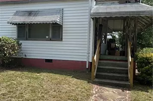 1113 Benjamin Benson St, Greensboro, NC 27406 - Photo 3