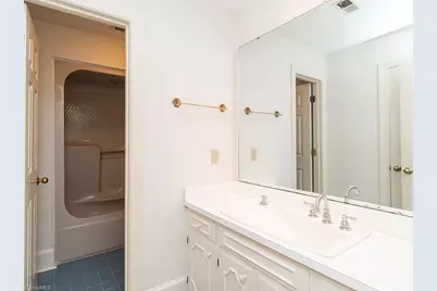 3235 Hiddenwood Lane, Burlington, NC 27215 - Photo 33