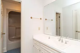 3235 Hiddenwood Ln, Burlington, NC 27215 - Photo 33