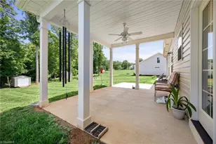 1523 Chickasha Dr, Pfafftown, NC 27040 - Photo 5